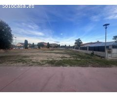 PARCELA ESQUINERA EN VENTA EN Torroella de Fluvià