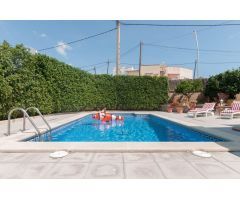 ¡Tu Chalet en Mas Matas, Roses Te Espera! – Un Refugio de Tranquilidad