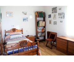 CASA CON VISTAS AL MAR CON UN APARTAMENTO INDEPENDIENTE