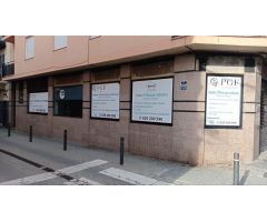 Fant?stico local comercial en el centro de Roses.