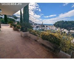 VILLA CON VISTAS DE ALTO STANDING EN ROSES-COSTA BRAVA