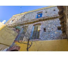Encantadora casa de piedra en Vilajuiga!