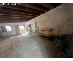 Oportunidad!! Casa  a reformar en Pueblo rural
