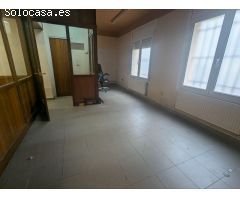 ¡Tu negocio comienza aquí! Local comercial en el Parc Bosc-Castell