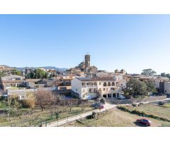 Amplia Casa Unifamiliar en Garriguella: Espacio, Comodidad y Encanto en la Costa Brava