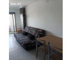 Estudio Reformado Frente al Mar con Vistas al Delta y Montaña en Empuriabrava