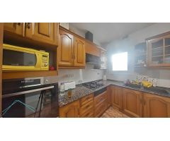 Exclusivo ático con terraza y vistas panorámicas en Ca nAurell, Terrassa.