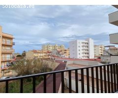 Fantástico Piso Amueblado en LEscala a 75m de la Playa con Licencia Turística