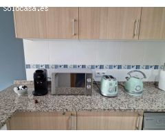 Duplex totalmente reformado a 250m de la playa - Roses