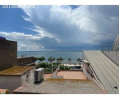 ? Piso con Encanto en el Corazón de Roses – Vistas Panorámicas al Mar a un Precio Inmejorable