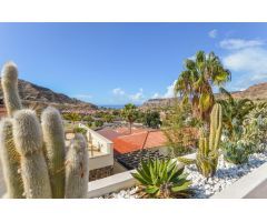Fantástica villa de 5 dormitorios con piscina privada y vistas al mar en Tauro