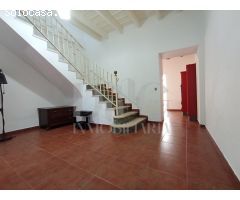 casa en venta centro Dos Hermanas 2 habitaciones 2wc patio