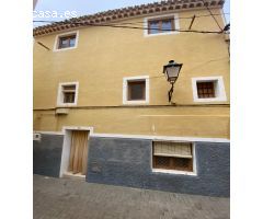 Casa para rehabilitar en zona tranquila de Moratalla