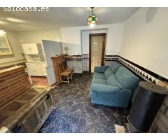 DLR 1627 - Hermosa Casa de Dos Plantas con Amplias Zonas Verdes y Acceso al Río Darro – Sacromonte