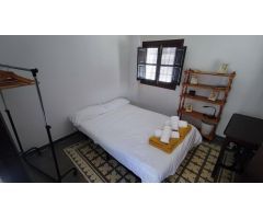 HERMOSA Y AMPLIA CASA EN EL ALBAICIN IDEAL PARA ESTUDIANTES