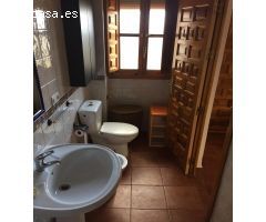 ???? Piso en alquiler en el Albaicín, Granada – Ideal para una persona | Comunidad incluida | DLR776