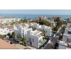 villa en urbanización cerrada de Rio Verde