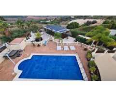 Pareado en Venta en Coín, Málaga