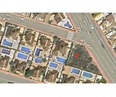 Parcela de 500 m² en Mazarrón Country Club.