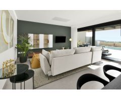 Villas independientes de nueva construcción con piscina