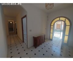 casa adosada en Cuevas del Campo
