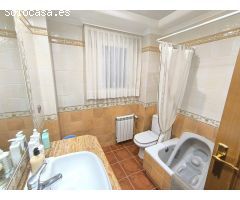 Chalet en Venta en Yecla, Murcia