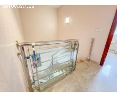 Dúplex en Primera Línea de Playa – Mar Menor