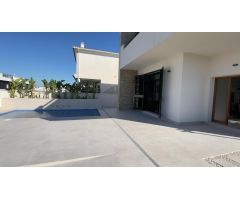 Villa Independiente en Daya Nueva (Alicante)