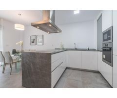 Bungalow en planta alta  en Los Balcones