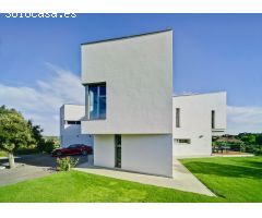 Villa de Lujo en Molino de la Hoz