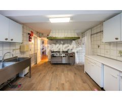 Gran Oportunidad para Reformar y Convertir en un Hogar Exclusivo