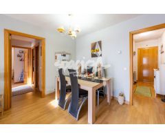 Piso a la venta en la urbanización La Cerca