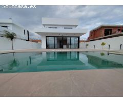 VILLA A ESTRENAR EN SAN JUAN PLAYA!!