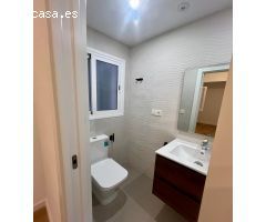 Se Vende Piso Recientemente Reformado en la Plaza del Sol!