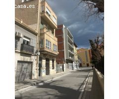 Piso reformado de 3 dormitorios con balcón y vistas en Plaza Santa Teresa (Alicante)