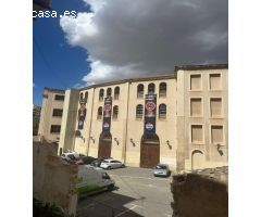 Piso reformado de 3 dormitorios con balcón y vistas en Plaza Santa Teresa (Alicante)