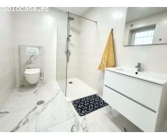 Piso reformado de 3 dormitorios con balcón y vistas en Plaza Santa Teresa (Alicante)