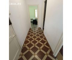 SE VENDE PISO CÉNTRICO EN ALICANTE – JUNTO PLAZA DE LOS LUCEROS