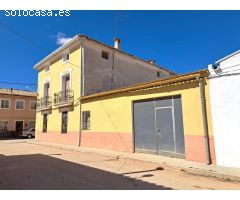 Chalet en Venta en Requena de Campos, Valencia