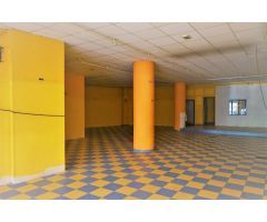 Local comercial en Alquiler en Requena de Campos, Valencia