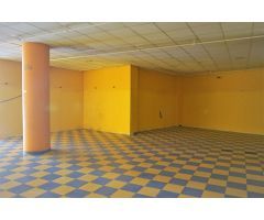 Local comercial en Alquiler en Requena de Campos, Valencia