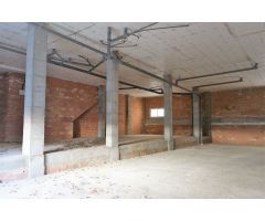 Local comercial en Alquiler en Requena de Campos, Valencia