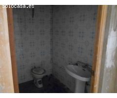 Local comercial en Alquiler en Requena de Campos, Valencia