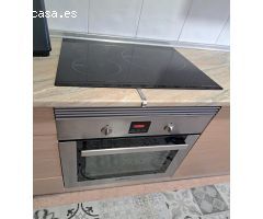 Bonito piso de 3 dormitorios y 2 baños para entrar a vivir con plaza de garaje.