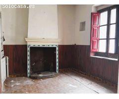Casa esquinera para rehabilitar.