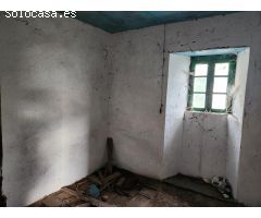 CASA, CAPILLA Y FINCA EN LOREDO EN VENTA