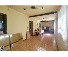 Gran Local en venta en Vega de Sariego