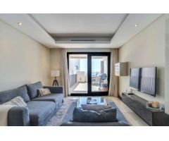 ÁTICO DÚPLEX 1ª LÍNEA DE PLAYA EN BAHÍA DE LA PLATA, ESTEPONA