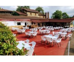 Venta de Dos Viviendas y Restaurante en Oviedo