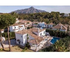 Una exquisita residencia independiente en Nueva Andalucía - Marbella - Costa del sol
